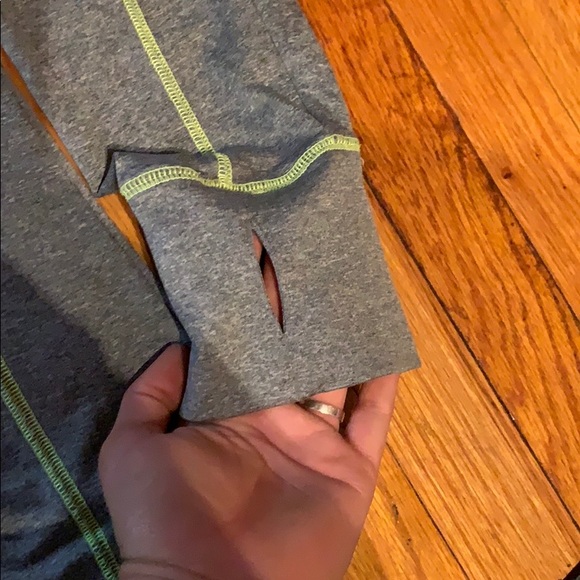 LRG Pink Workout Hoodie - Picture 3 of 4